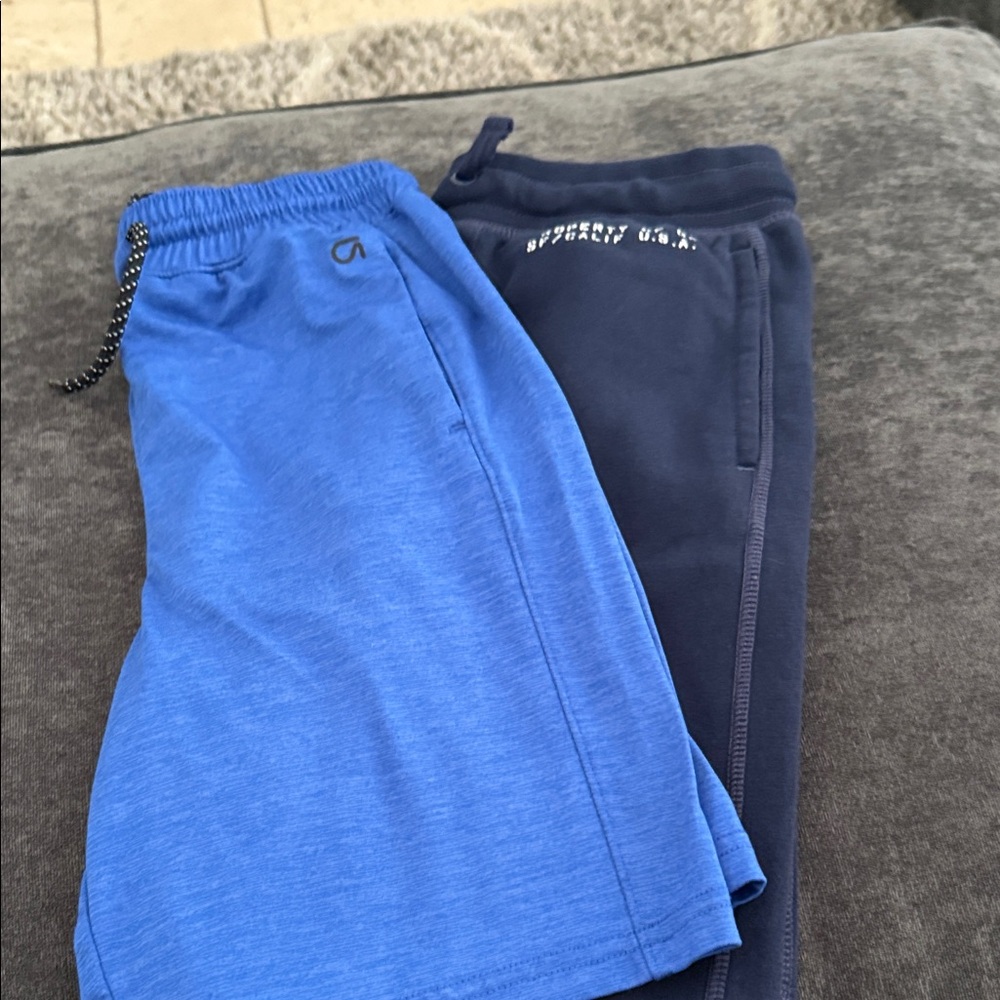 Gap boys shorts   Bundle size large brand new no tags never used